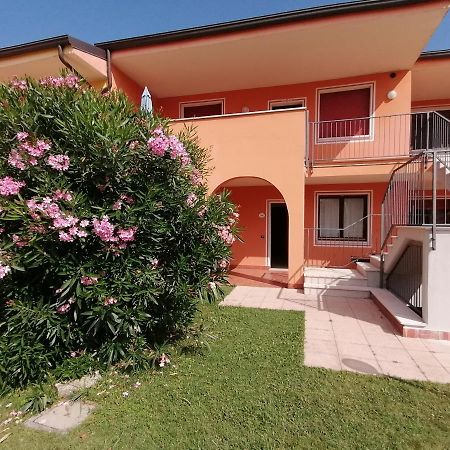 Residence La Meridiana - Apartment 04 Peschiera del Garda Eksteriør bilde