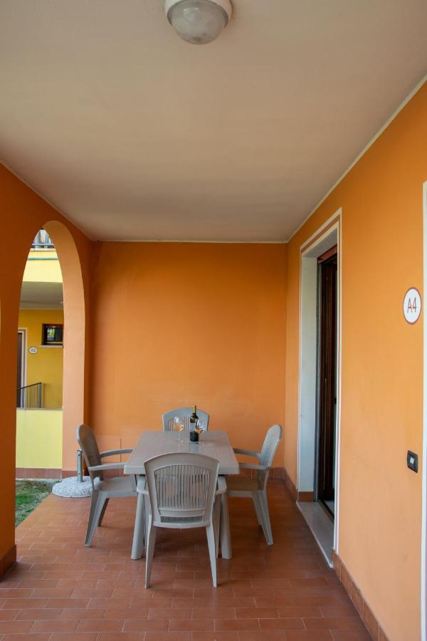 Residence La Meridiana - Apartment 04 Peschiera del Garda Eksteriør bilde