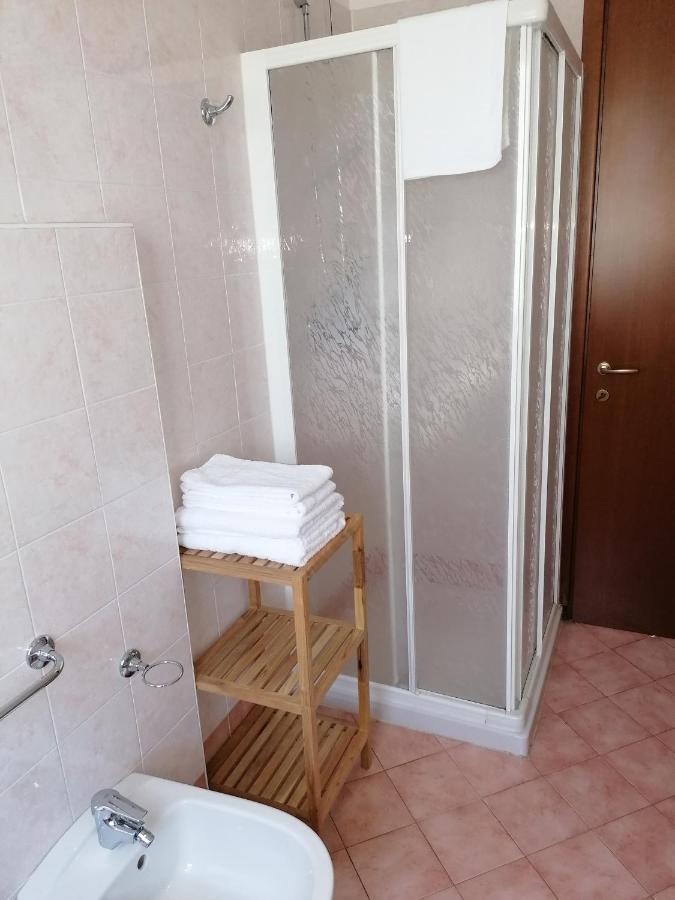 Residence La Meridiana - Apartment 04 Peschiera del Garda Eksteriør bilde
