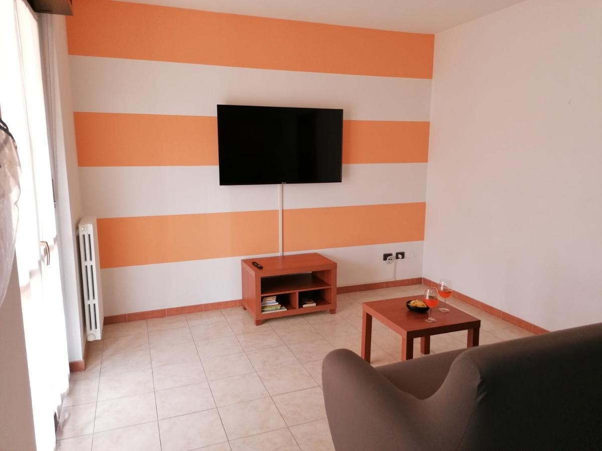 Residence La Meridiana - Apartment 04 Peschiera del Garda Eksteriør bilde