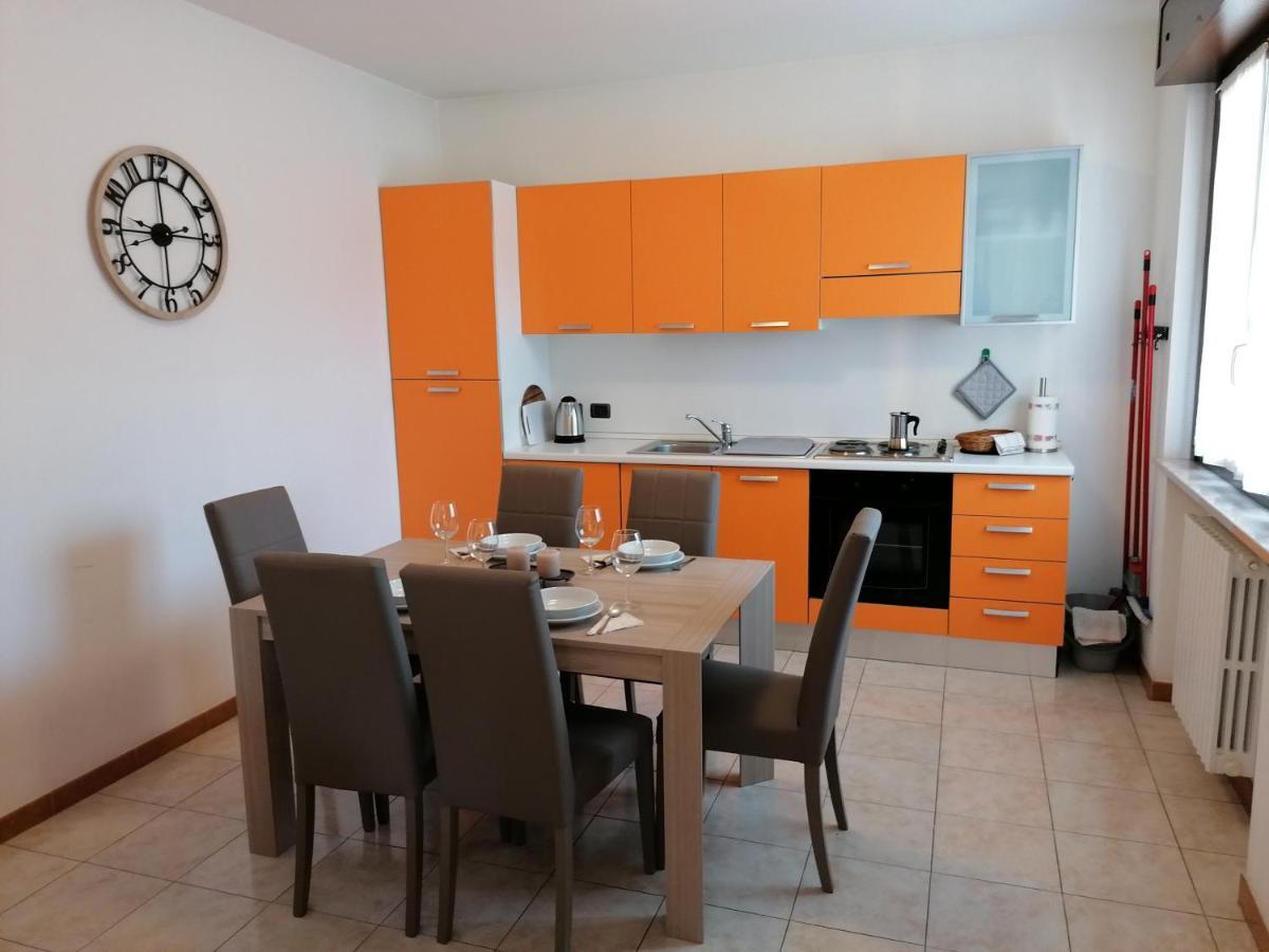 Residence La Meridiana - Apartment 04 Peschiera del Garda Eksteriør bilde